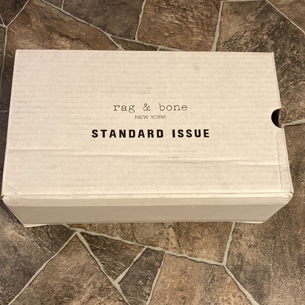New Rag & Bone | Standard Issue Lace Up Sneaker in Navy Cord Sz 6.5 - Picture 14 of 14